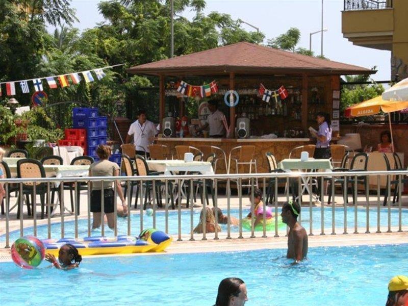 Kleopatra Royal Palm Hotel Alanya Exterior foto